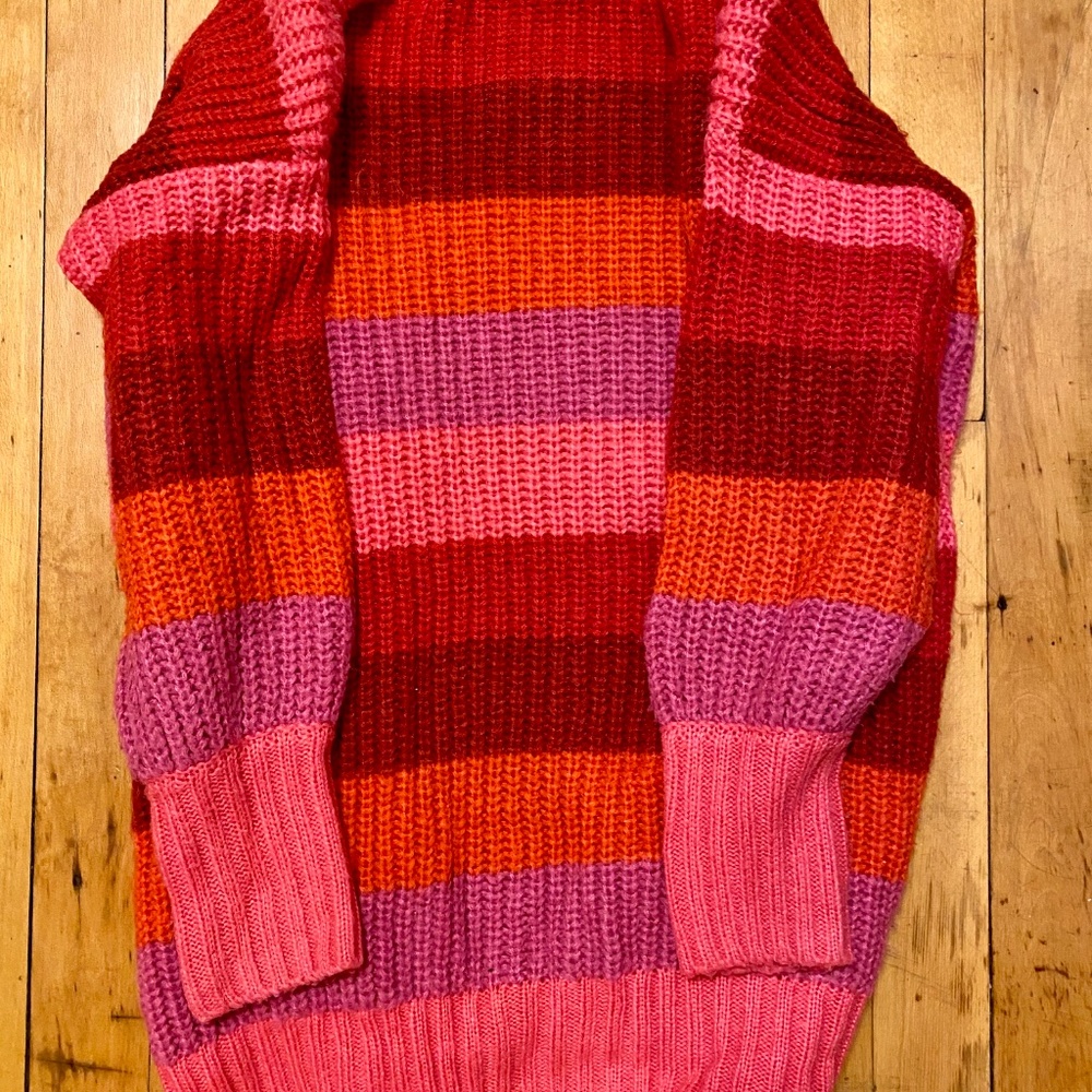 Farm Rio sweater - Picture 6 of 8